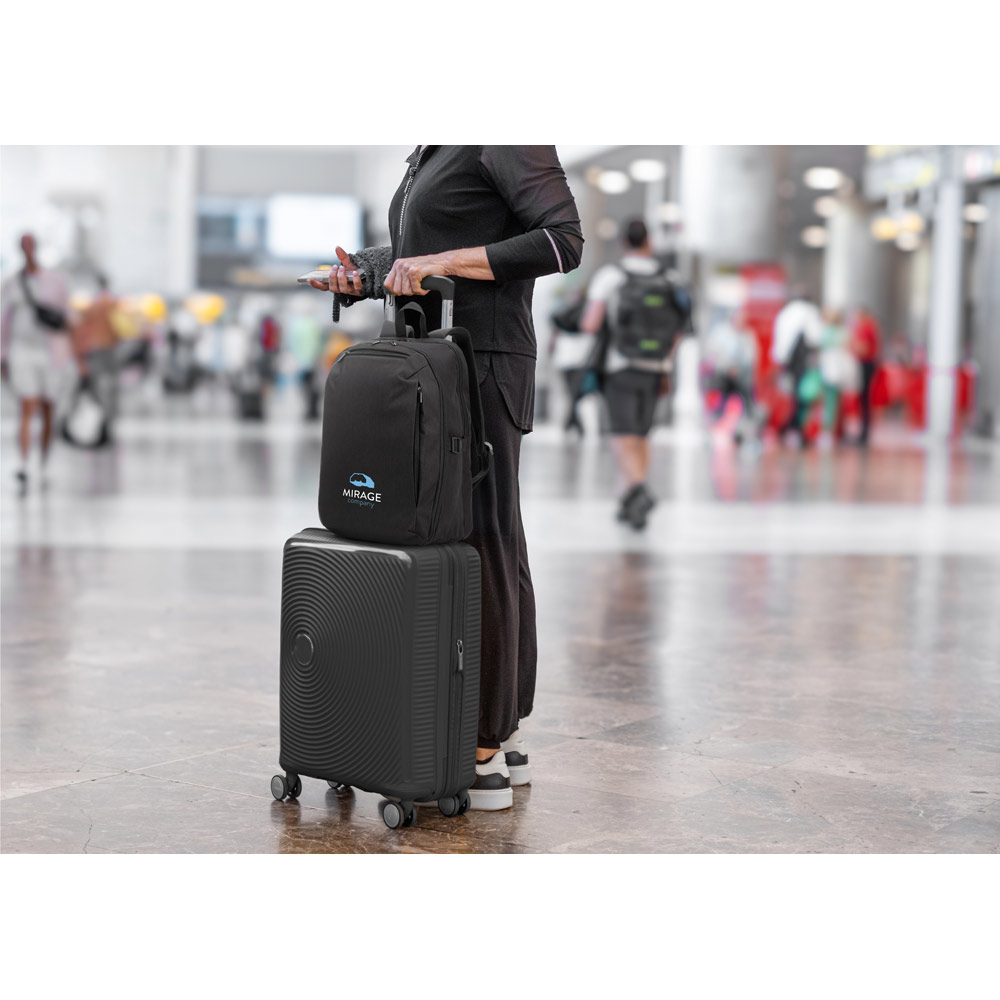 UDINE. Reisrugzak met één volledig te openen compartiment van hoogwaardig 300D gerecycled polyester, 16 inch bedrukken met logo