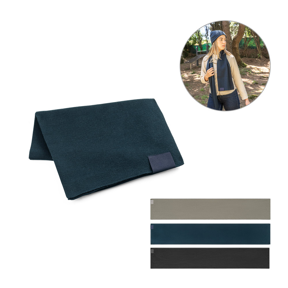 SERENITY. Sjaal van gerecycled polyester (100% rPET) met een gestikt detail om te personaliseren bedrukken met logo